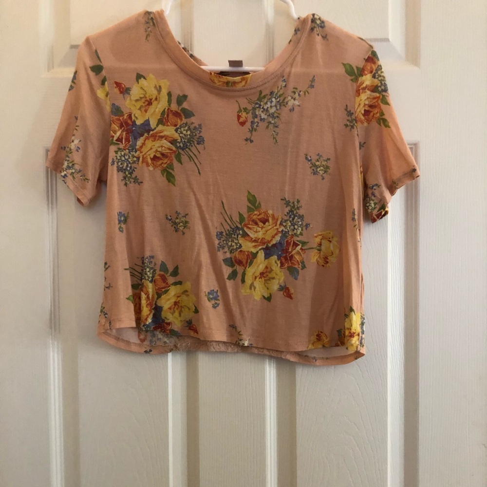 (Forever 21) super cute top !🧡